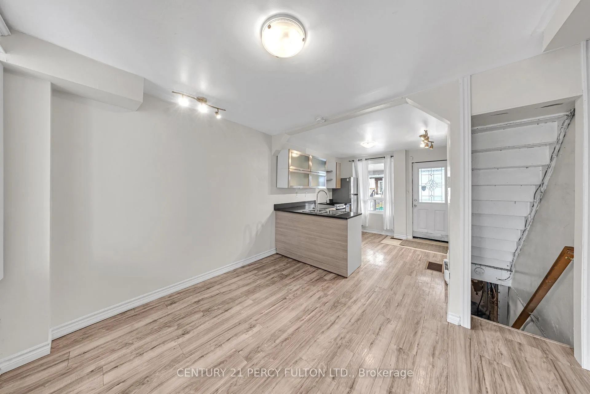 Photo 17 of 157 Olive Avenue, Oshawa, Central — HOMEH