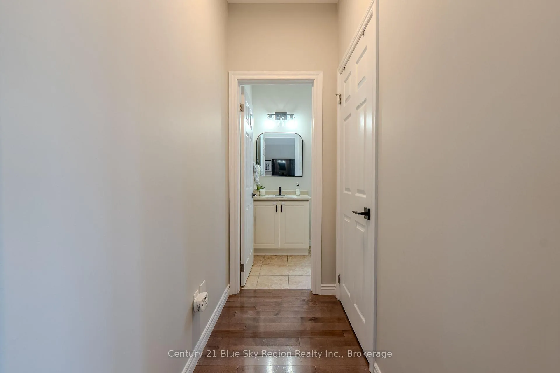 Photo 10 of 2438 Connaught Avenue, North Bay, Widdifield — HOMEH
