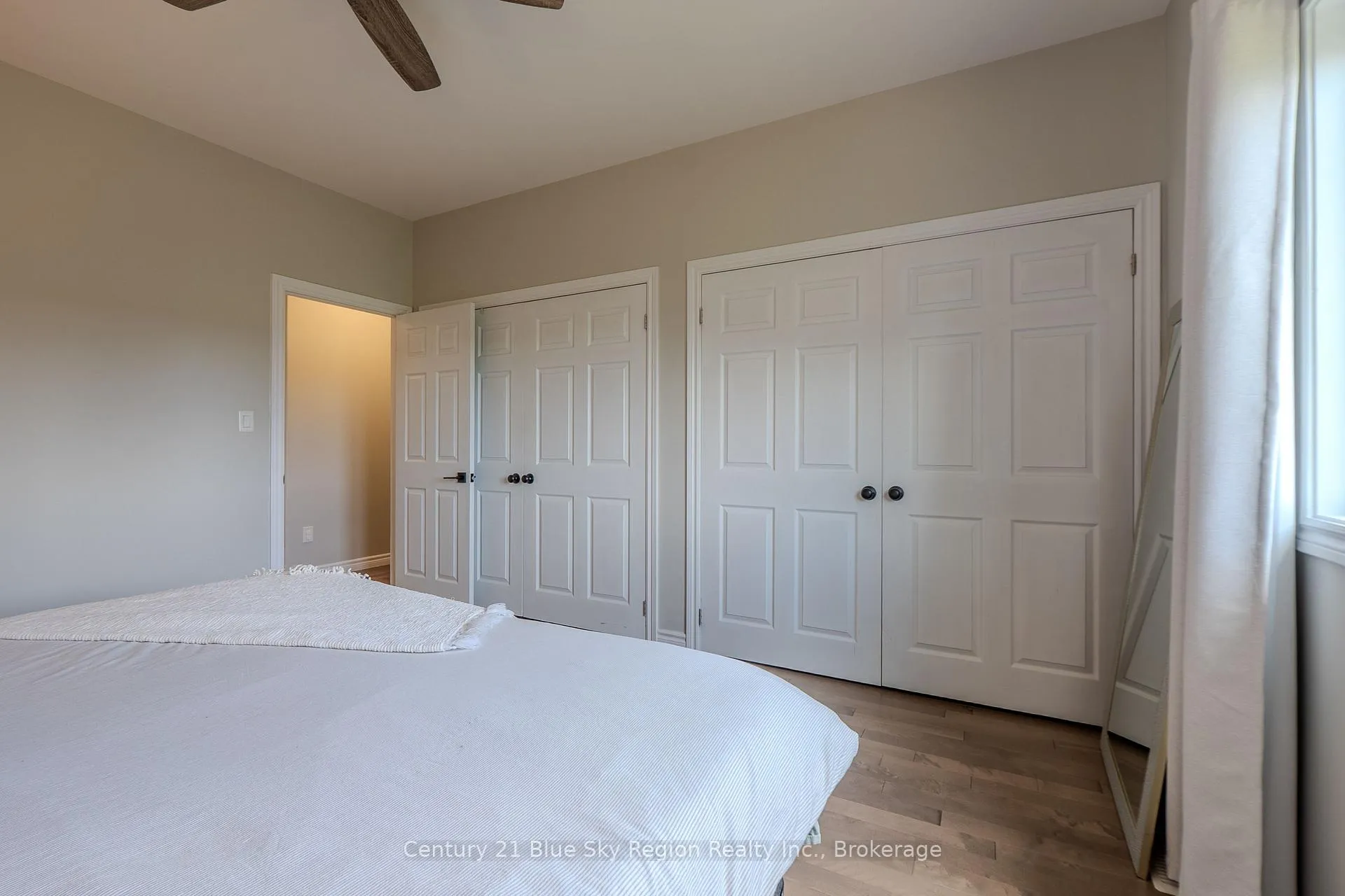 Photo 23 of 2438 Connaught Avenue, North Bay, Widdifield — HOMEH
