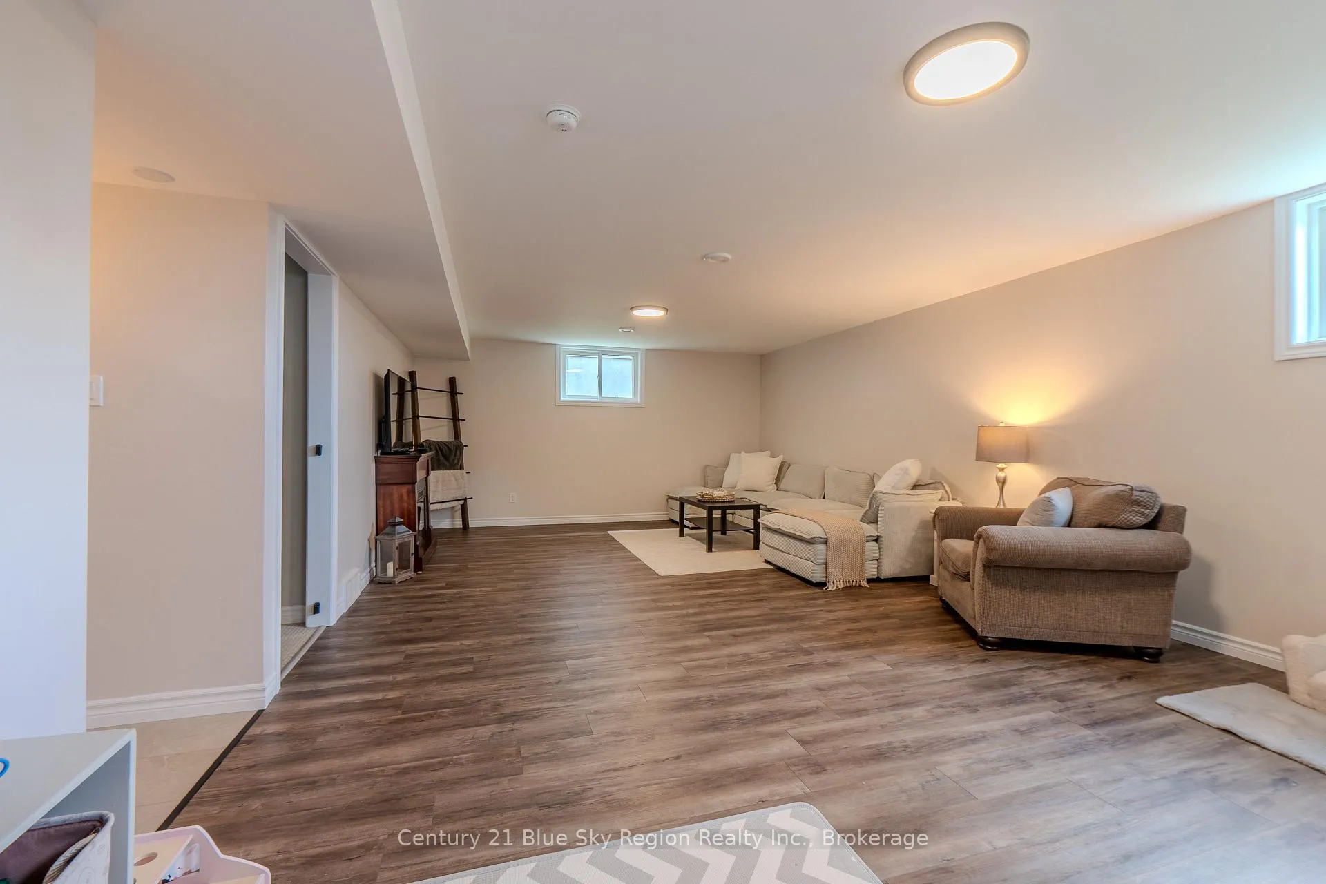 Photo 28 of 2438 Connaught Avenue, North Bay, Widdifield — HOMEH
