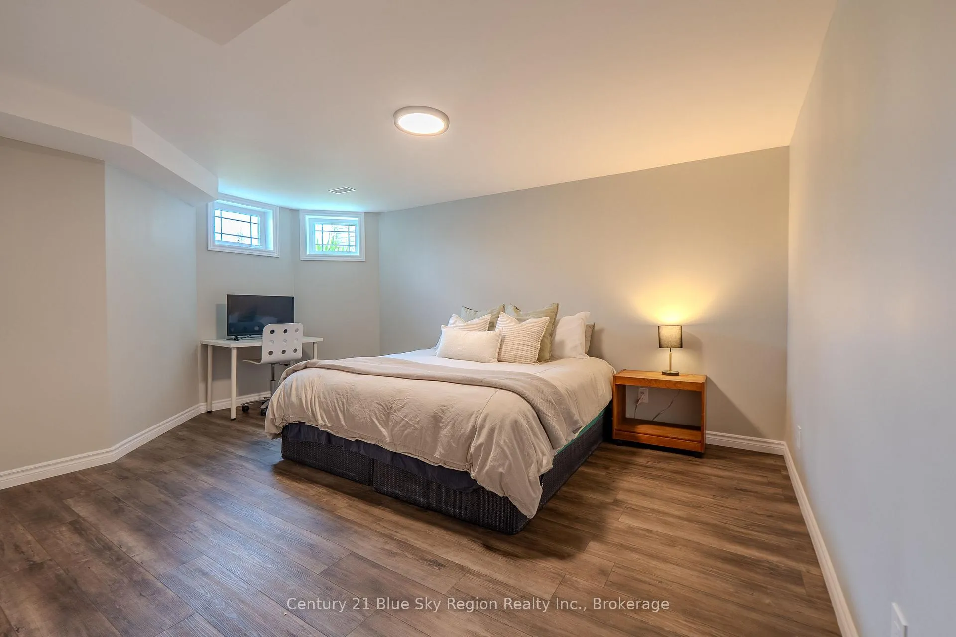 Photo 37 of 2438 Connaught Avenue, North Bay, Widdifield — HOMEH
