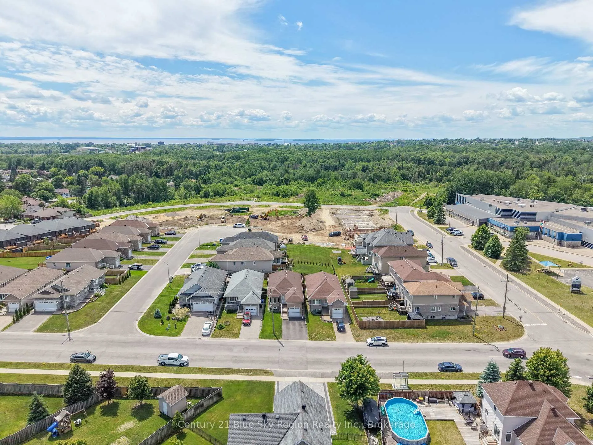 Photo 42 of 2438 Connaught Avenue, North Bay, Widdifield — HOMEH