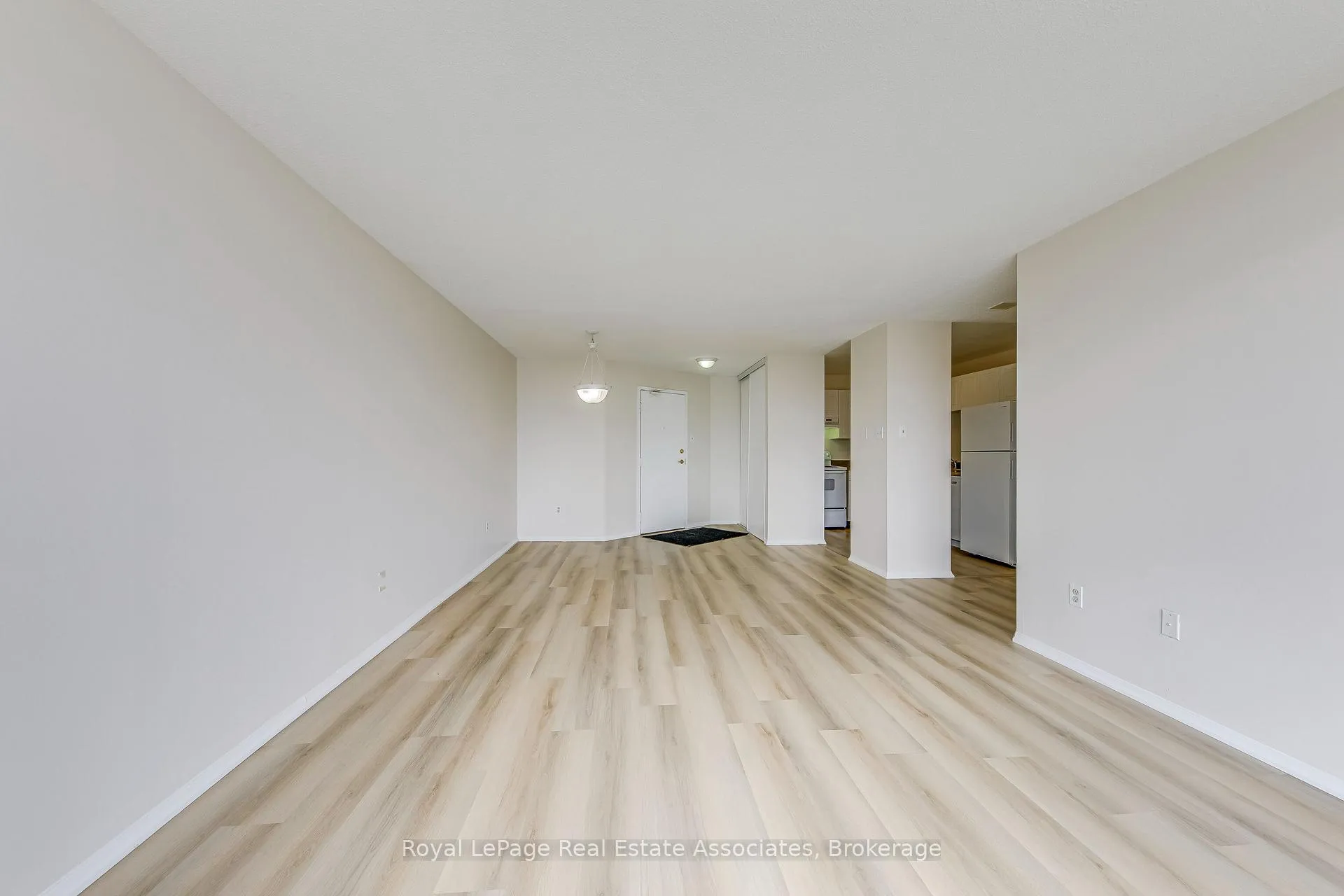 Photo 13 of Unit Ph18, 4185 Shipp Drive, Mississauga, City Centre — HOMEH