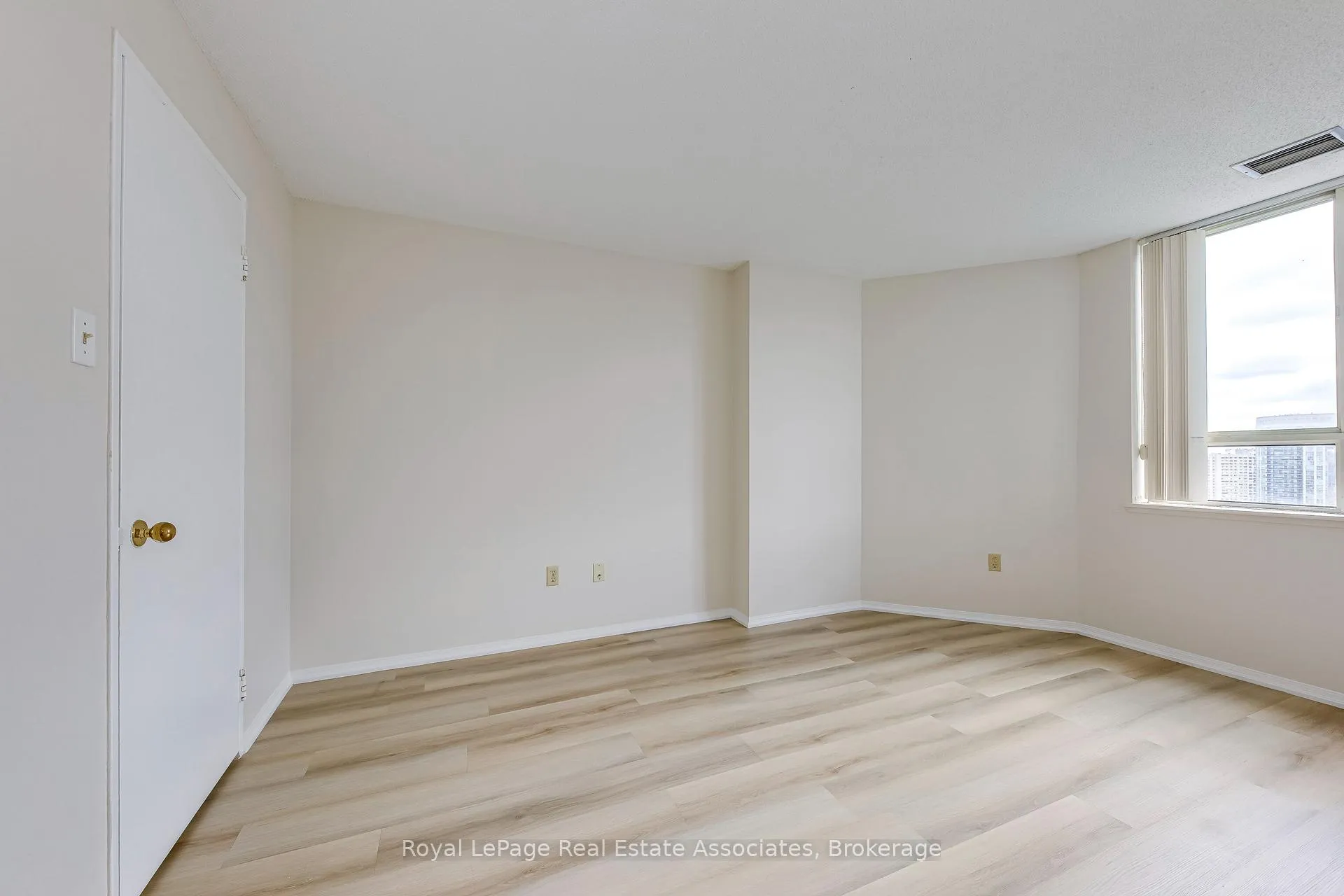 Photo 20 of Unit Ph18, 4185 Shipp Drive, Mississauga, City Centre — HOMEH