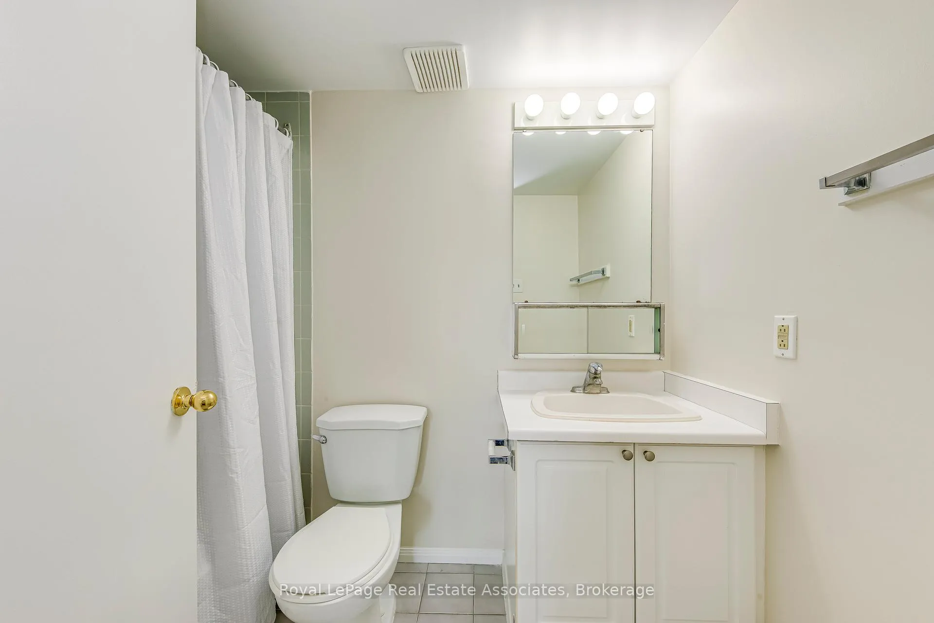 Photo 24 of Unit Ph18, 4185 Shipp Drive, Mississauga, City Centre — HOMEH