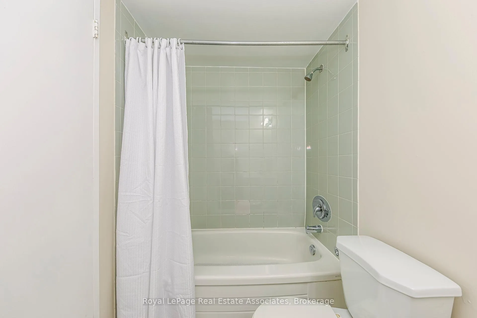 Photo 25 of Unit Ph18, 4185 Shipp Drive, Mississauga, City Centre — HOMEH