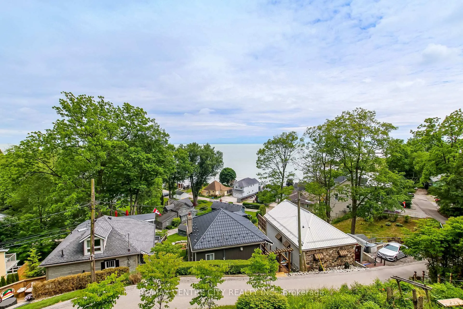 Photo 11 of 205 Cornell Drive, Central Elgin, Port Stanley — HOMEH