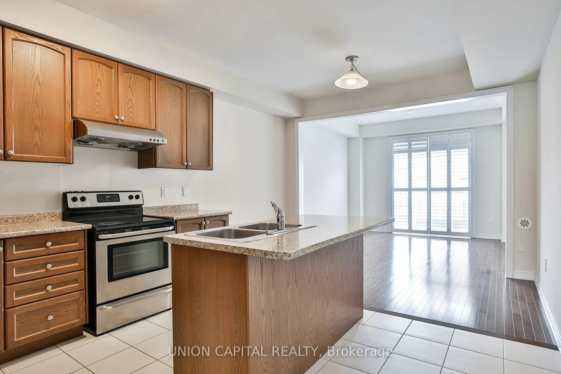 Photo 6 of 4632 16th Avenue, Markham, Berczy — HOMEH