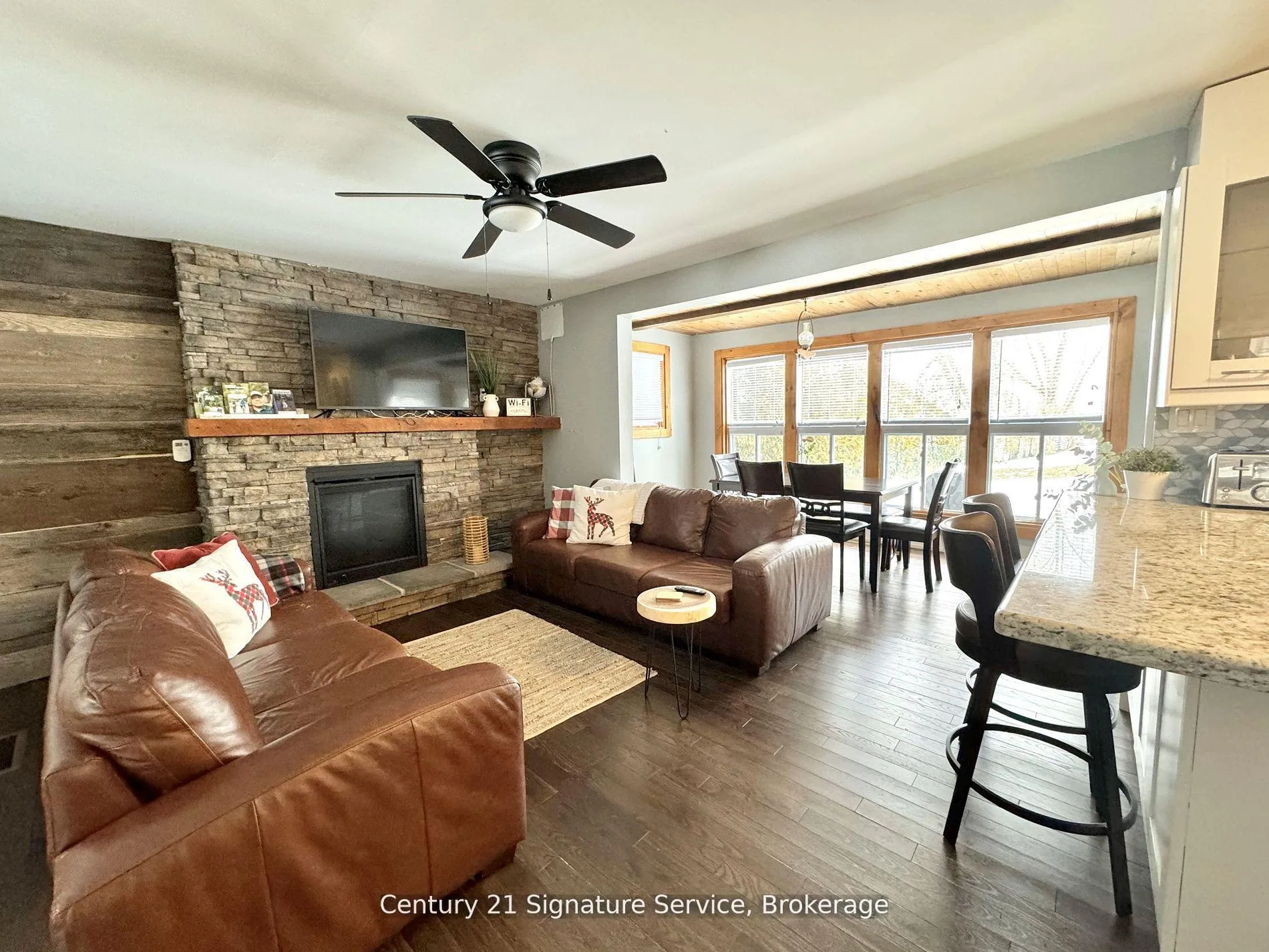 Photo 21 of 127 Maskinonge Road, Tay, Victoria Harbour — HOMEH