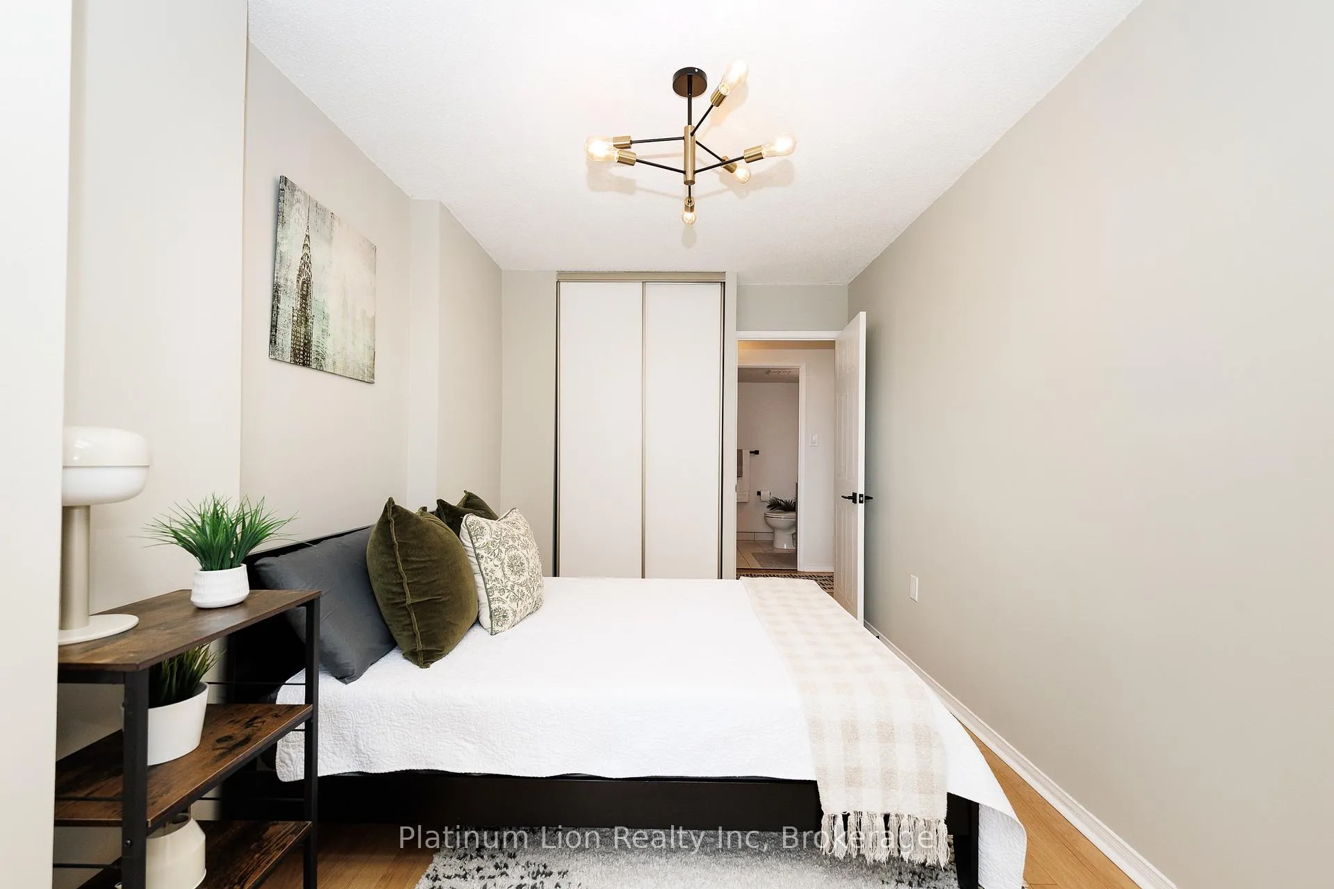 Photo 14 of Unit 1004, 1270 Maple Crossing Boulevard, Burlington, Brant — HOMEH
