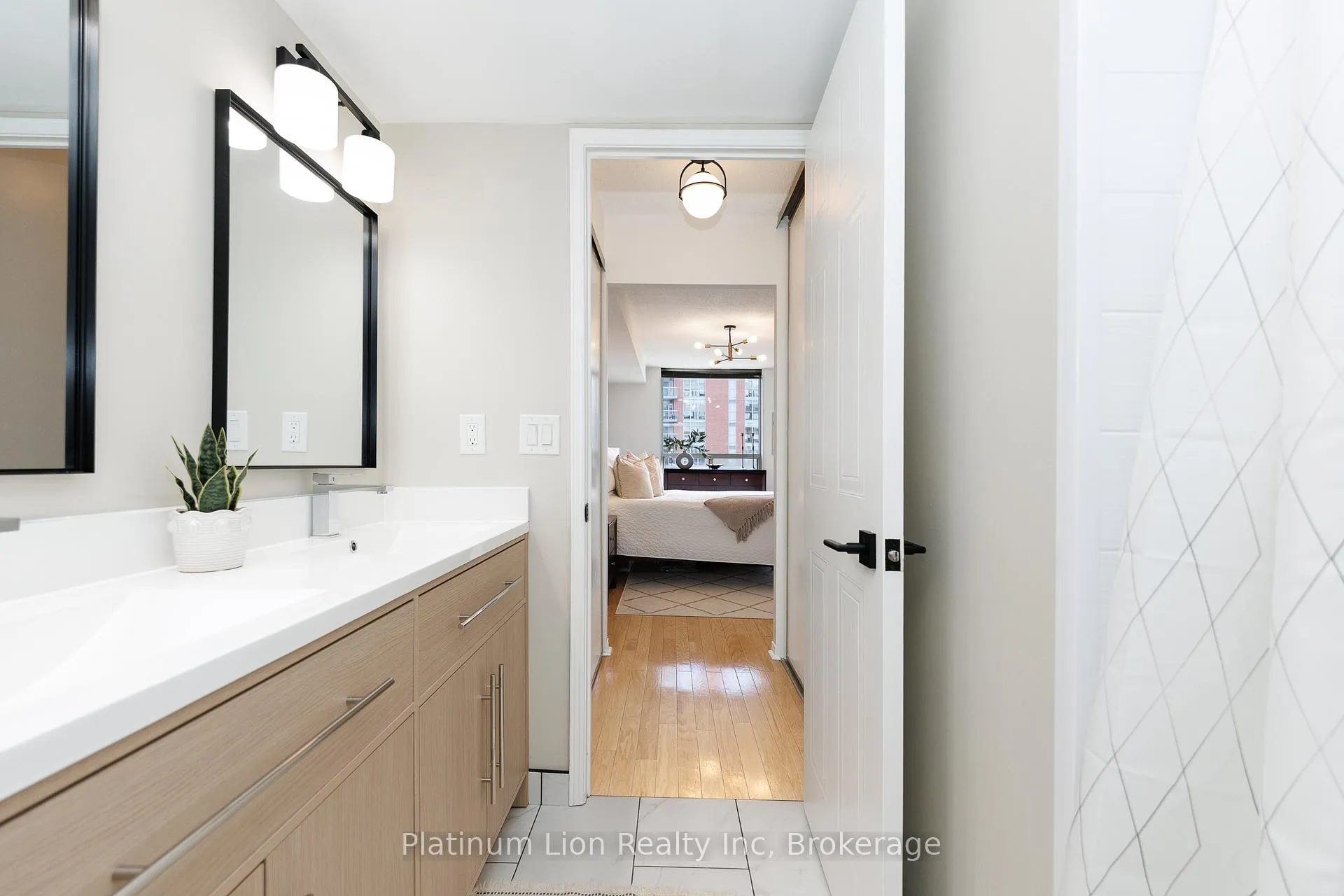 Photo 25 of Unit 1004, 1270 Maple Crossing Boulevard, Burlington, Brant — HOMEH