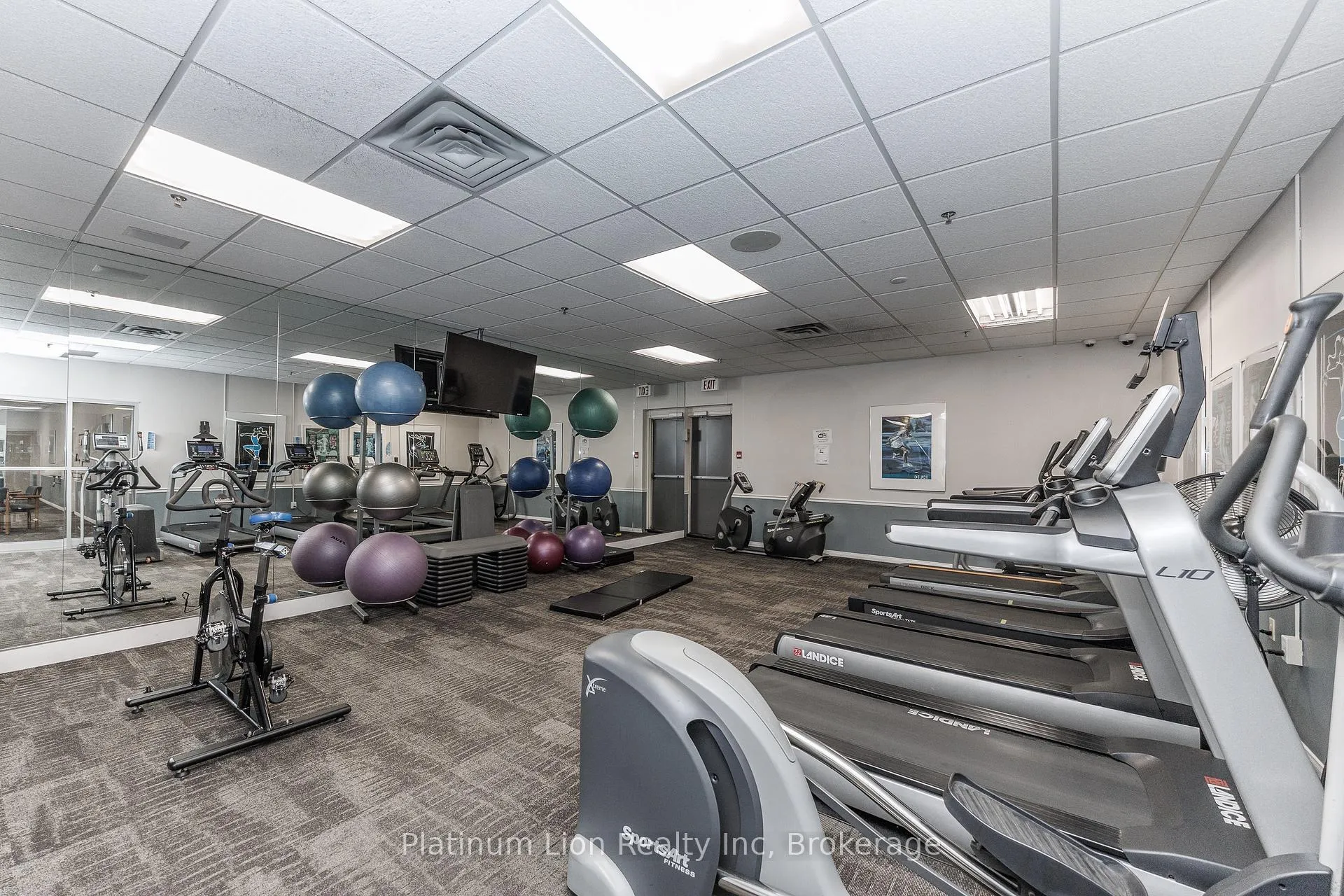 Photo 32 of Unit 1004, 1270 Maple Crossing Boulevard, Burlington, Brant — HOMEH