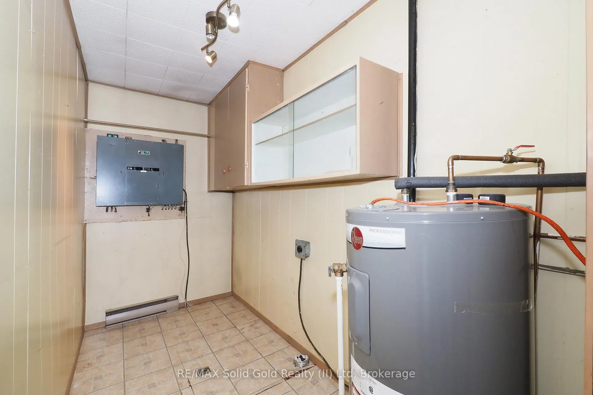 Photo 10 of 88 Glen Road, Kitchener — HOMEH