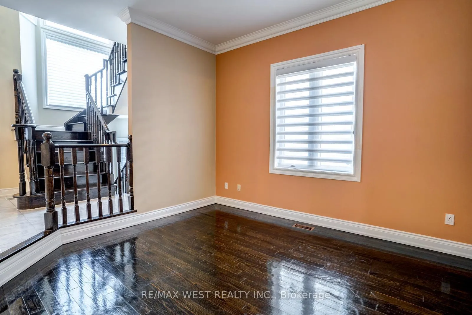 Photo 5 of 229 Baker Avenue, Richmond Hill, Harding — HOMEH