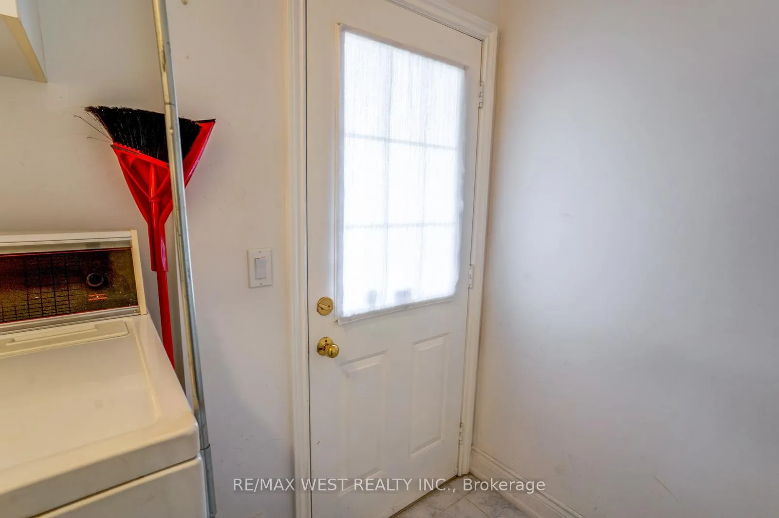 Photo 19 of 229 Baker Avenue, Richmond Hill, Harding — HOMEH