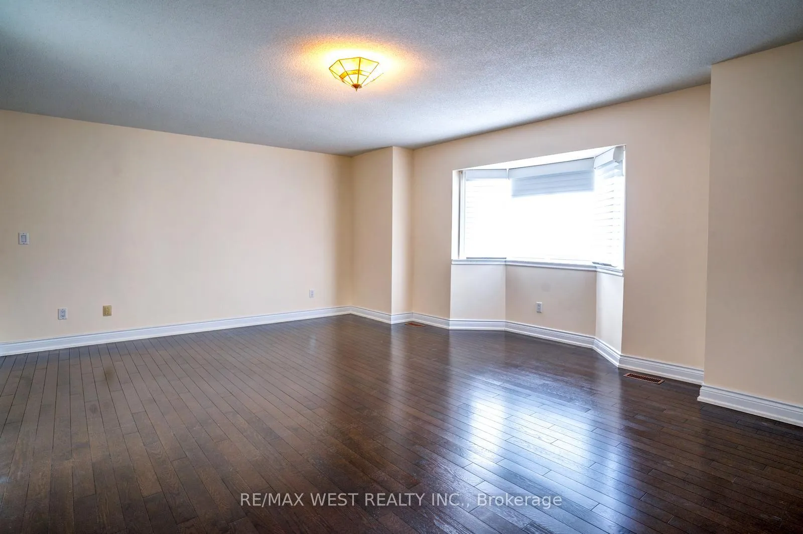 Photo 21 of 229 Baker Avenue, Richmond Hill, Harding — HOMEH