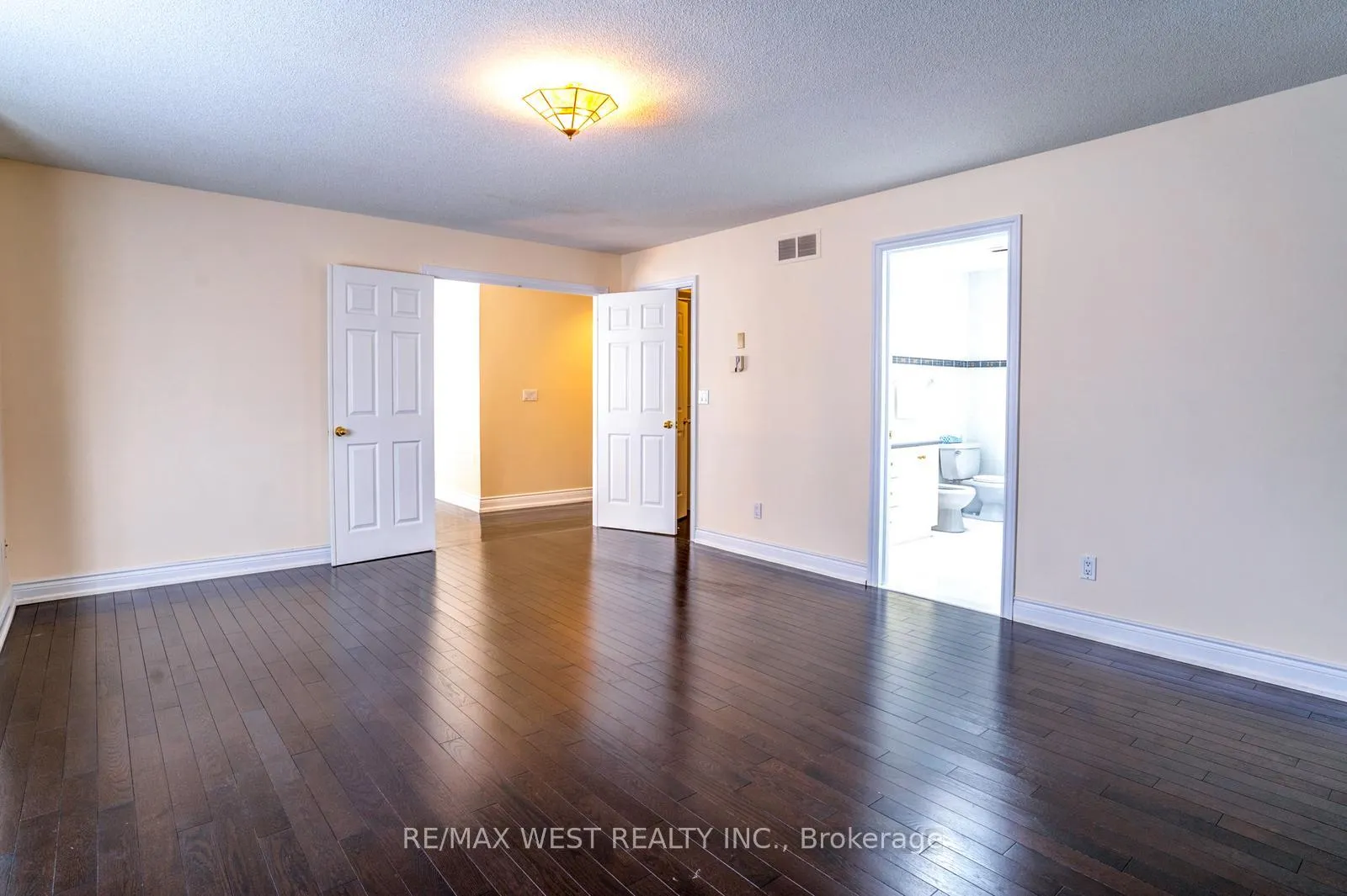 Photo 23 of 229 Baker Avenue, Richmond Hill, Harding — HOMEH