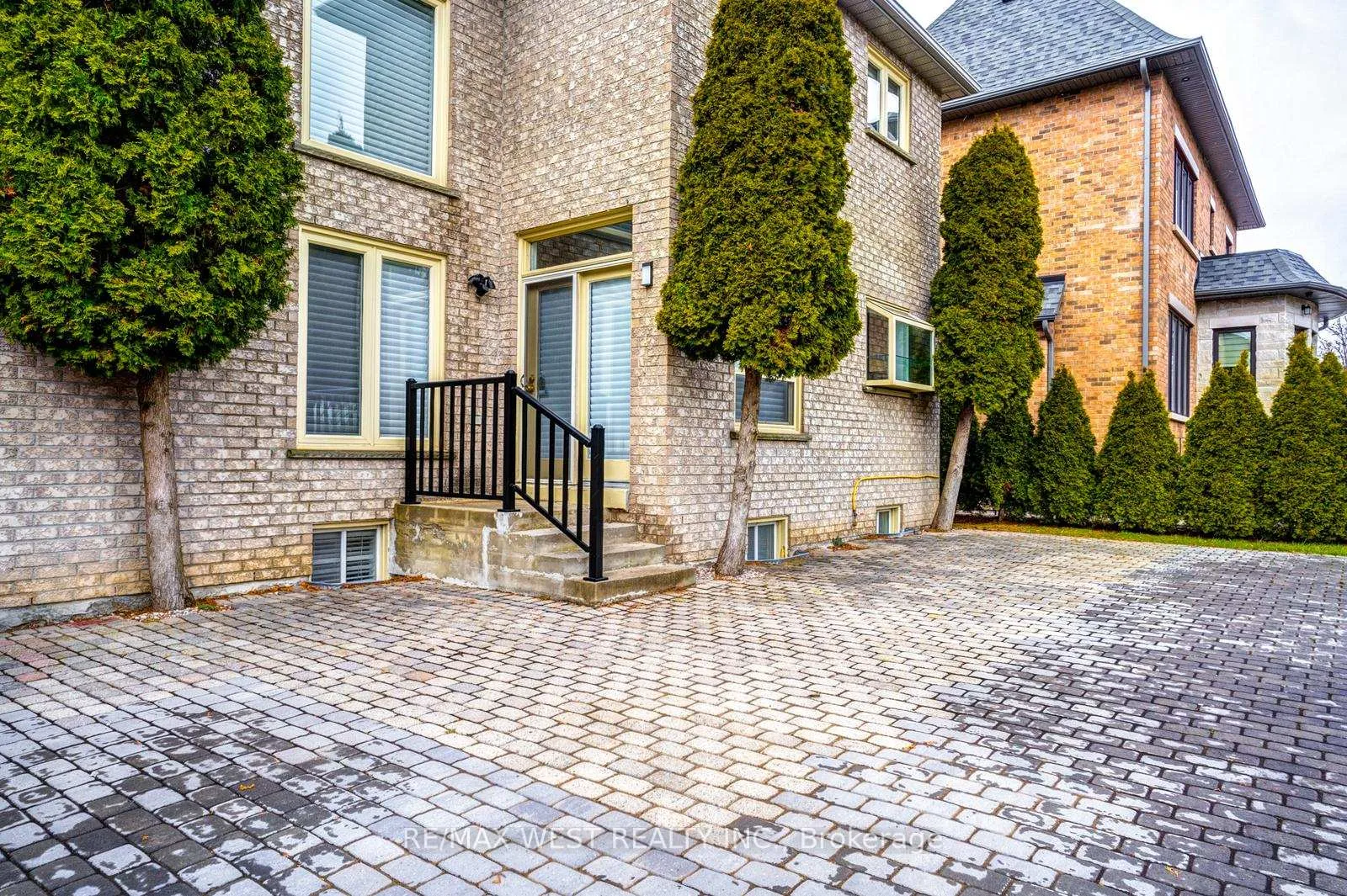 Photo 41 of 229 Baker Avenue, Richmond Hill, Harding — HOMEH