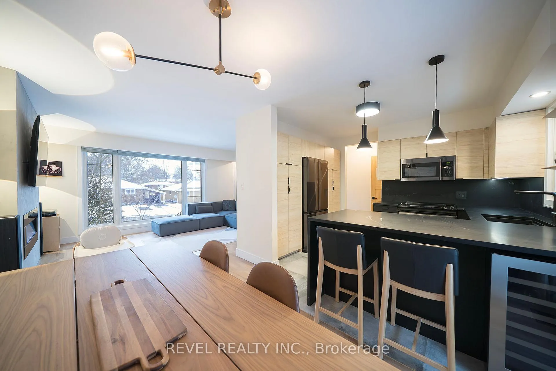 Photo 5 of 2 Grenada Drive, Norfolk, Simcoe — HOMEH
