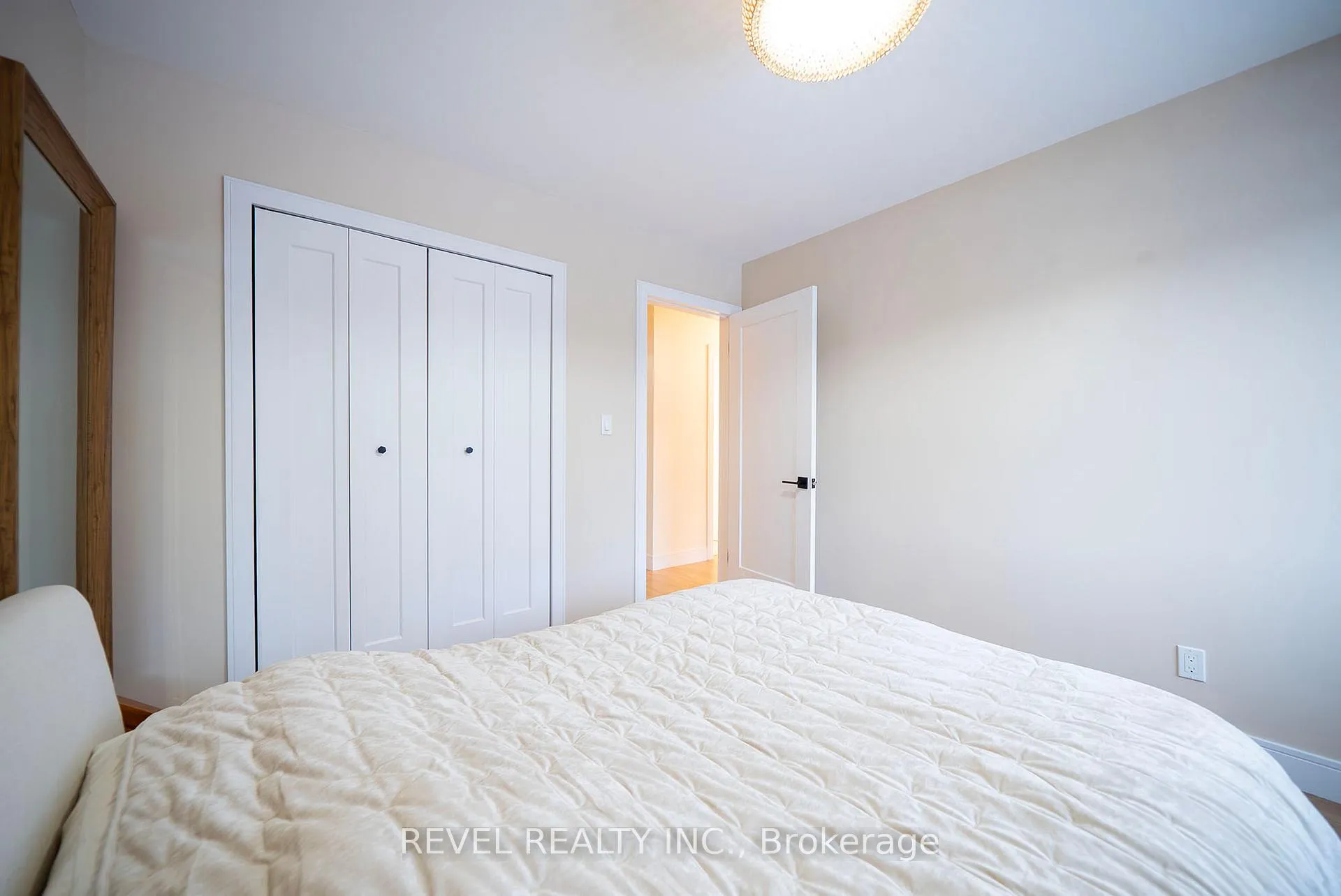 Photo 10 of 2 Grenada Drive, Norfolk, Simcoe — HOMEH