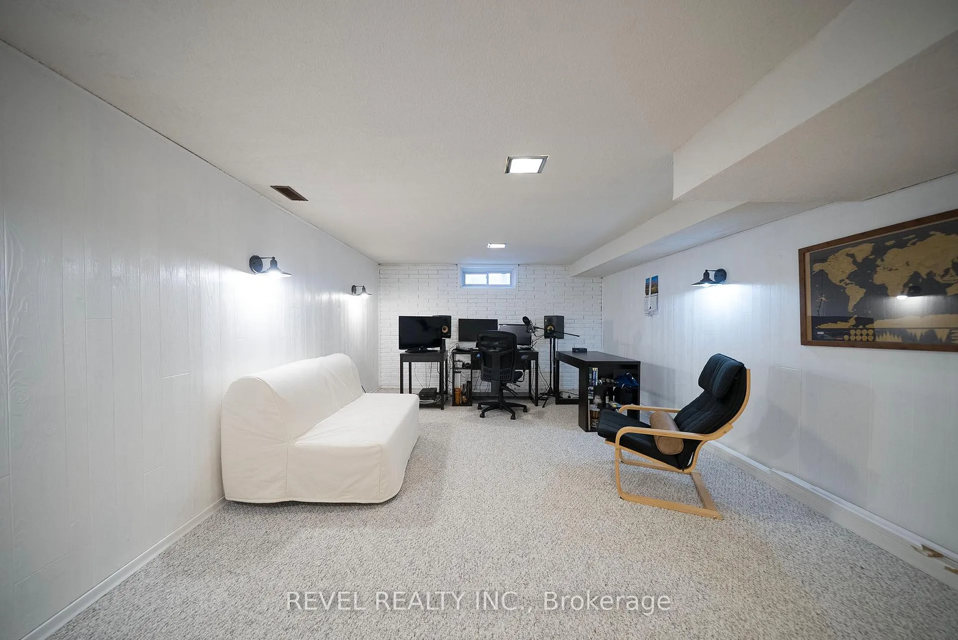 Photo 20 of 2 Grenada Drive, Norfolk, Simcoe — HOMEH