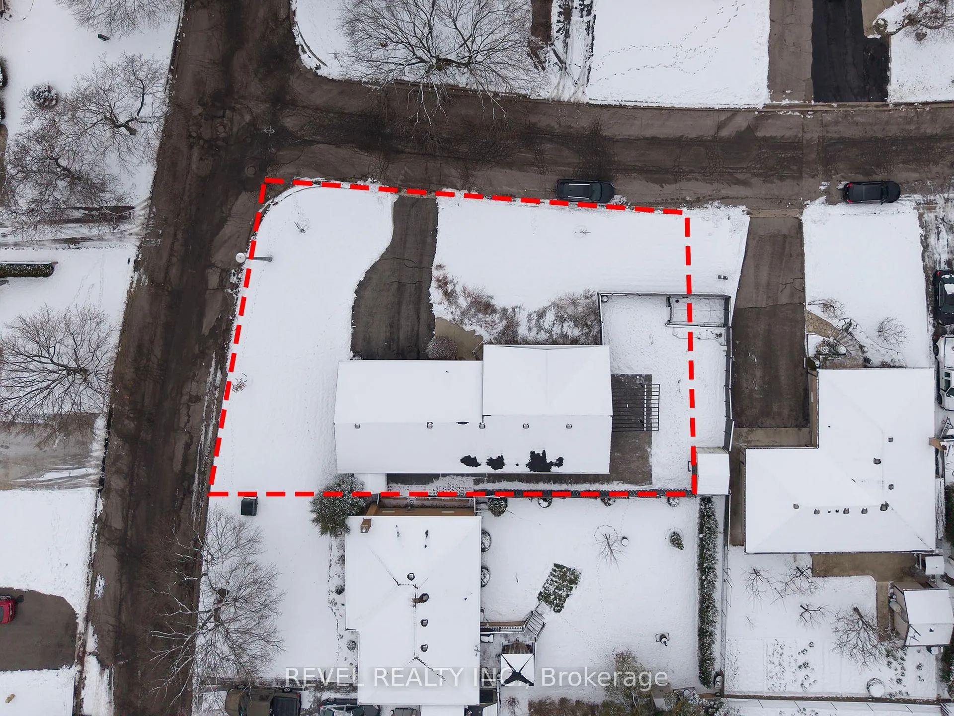 Photo 27 of 2 Grenada Drive, Norfolk, Simcoe — HOMEH