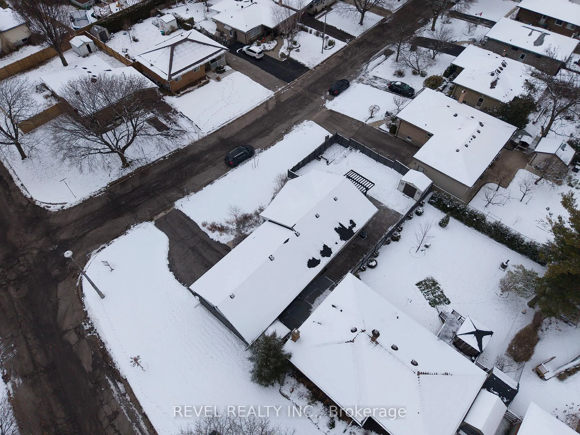 Photo 28 of 2 Grenada Drive, Norfolk, Simcoe — HOMEH