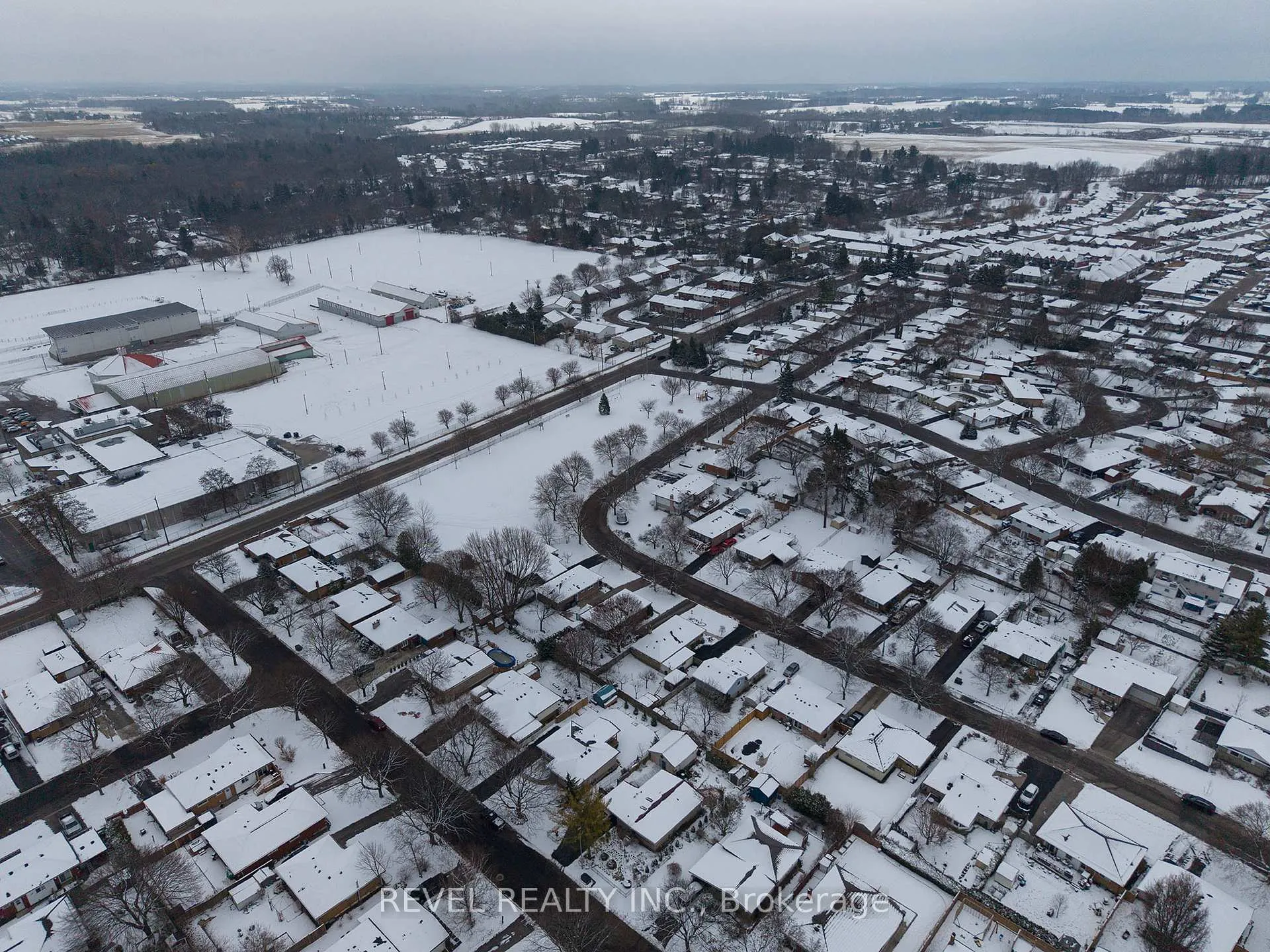 Photo 30 of 2 Grenada Drive, Norfolk, Simcoe — HOMEH