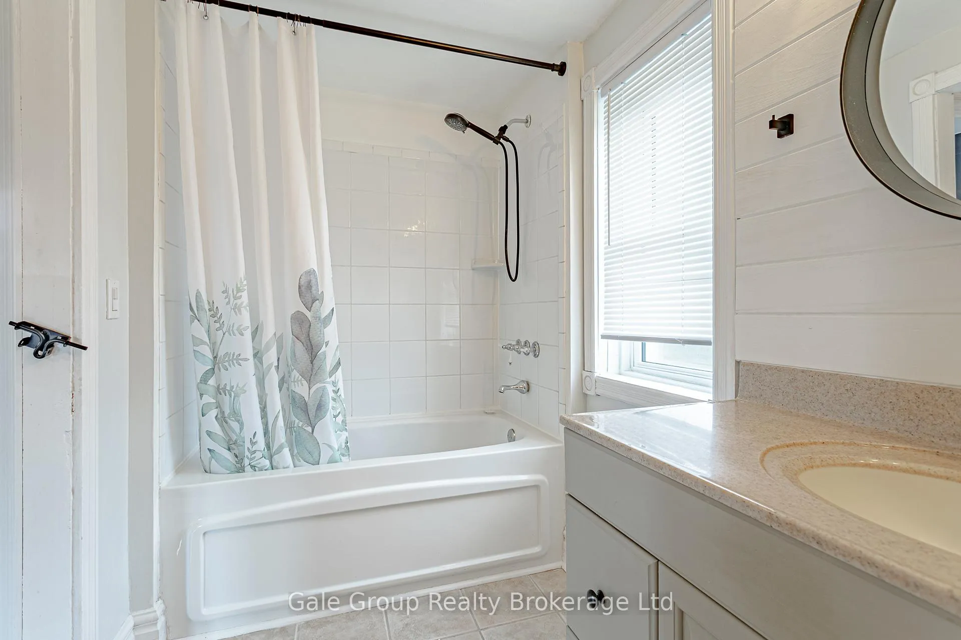 Photo 31 of 22 Strathcona Avenue, Brantford, Eagle Place East — HOMEH