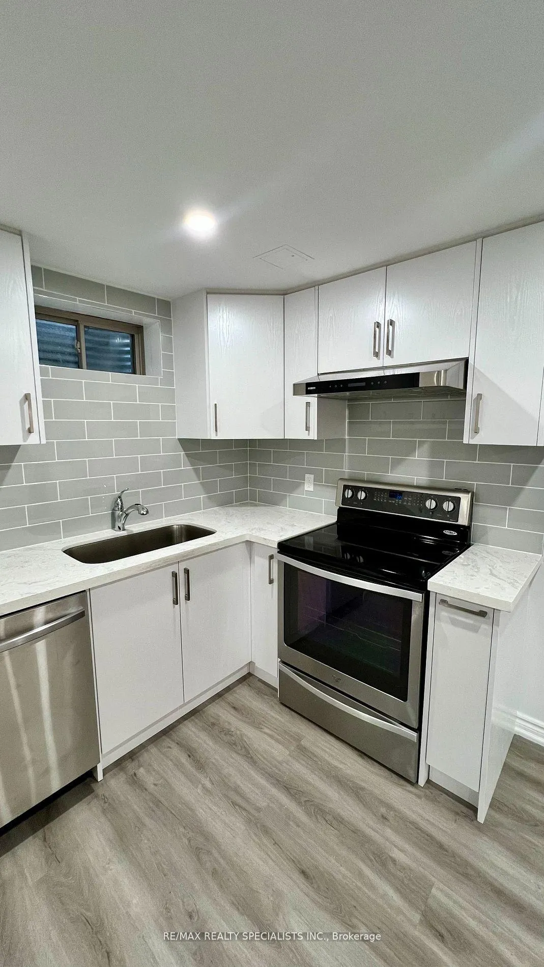 Photo 1 of 12 Schwalm Crescent, New Tecumseth, Tottenham — HOMEH