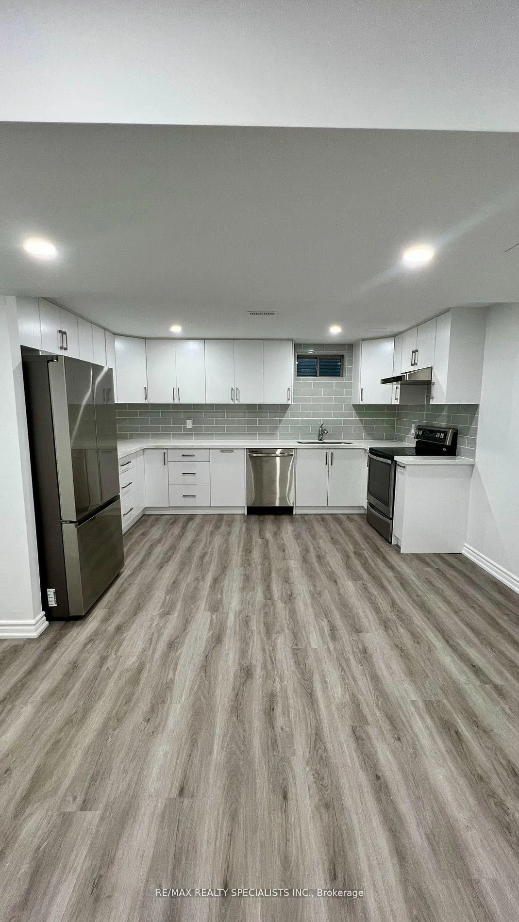 Photo 3 of 12 Schwalm Crescent, New Tecumseth, Tottenham — HOMEH