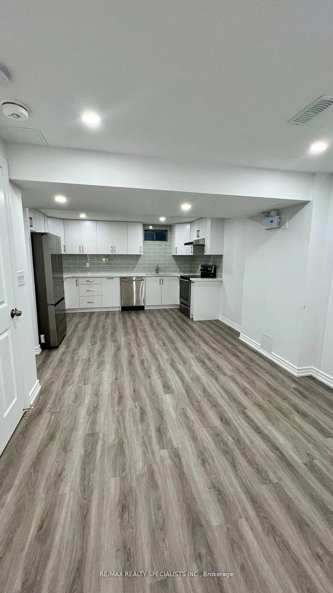 Photo 4 of 12 Schwalm Crescent, New Tecumseth, Tottenham — HOMEH