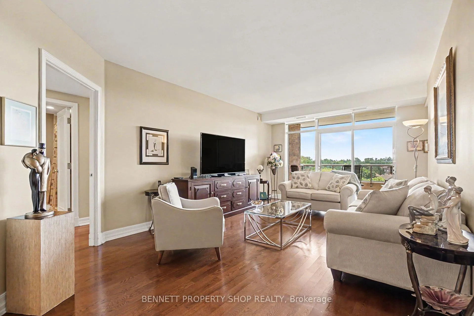 Photo 6 of Unit 708, 3580 Rivergate Way, Ottawa, Quinterra — HOMEH