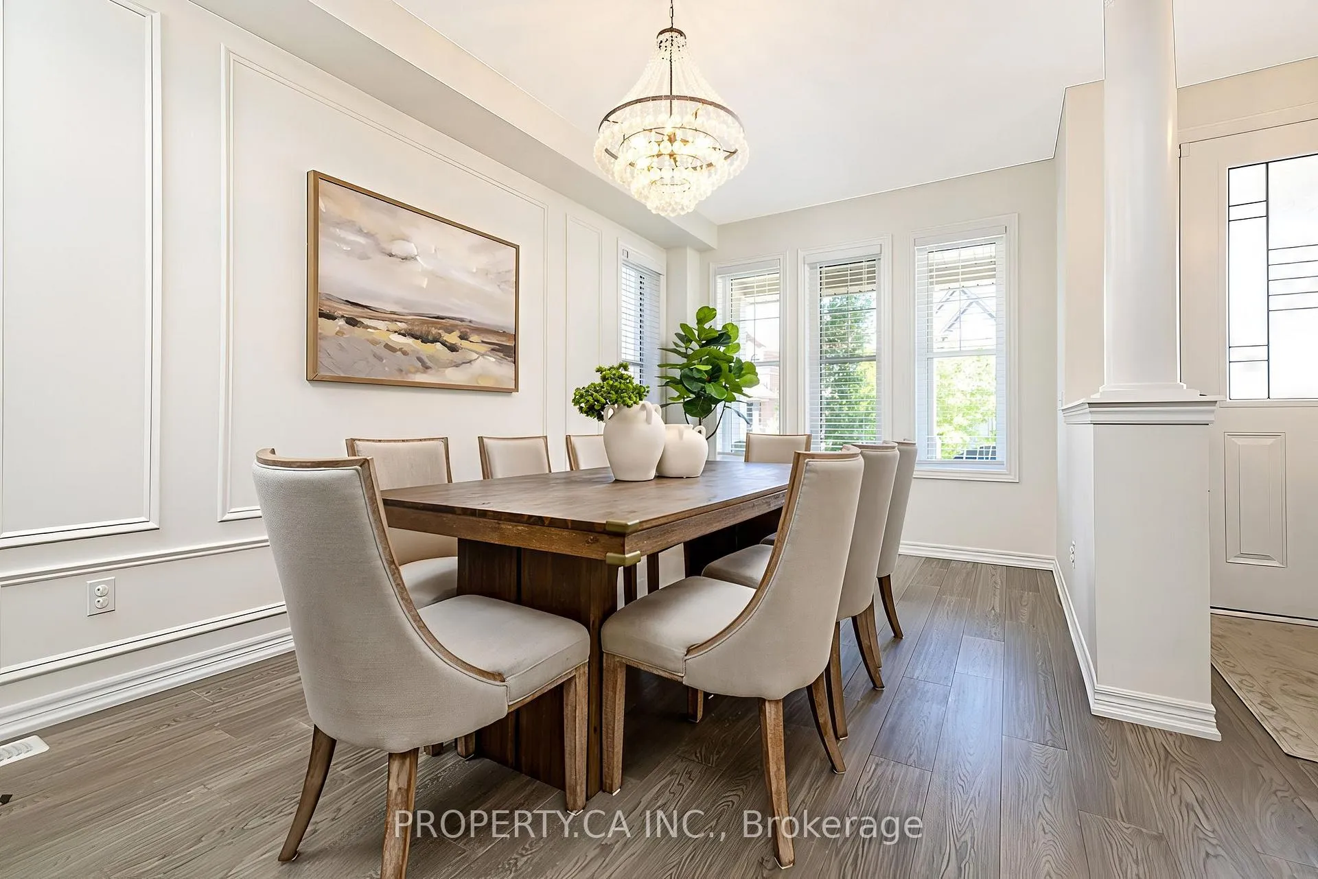Photo 5 of 27 Macbean Crescent, Hamilton, Waterdown — HOMEH