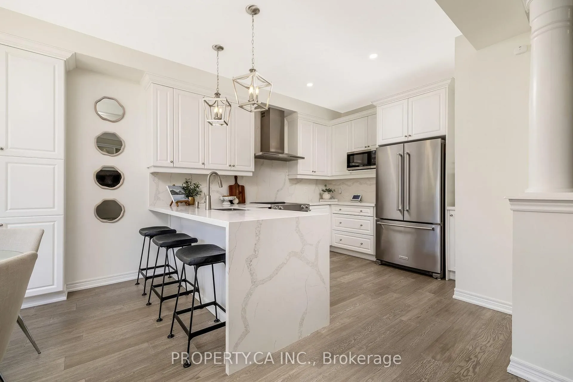Photo 11 of 27 Macbean Crescent, Hamilton, Waterdown — HOMEH