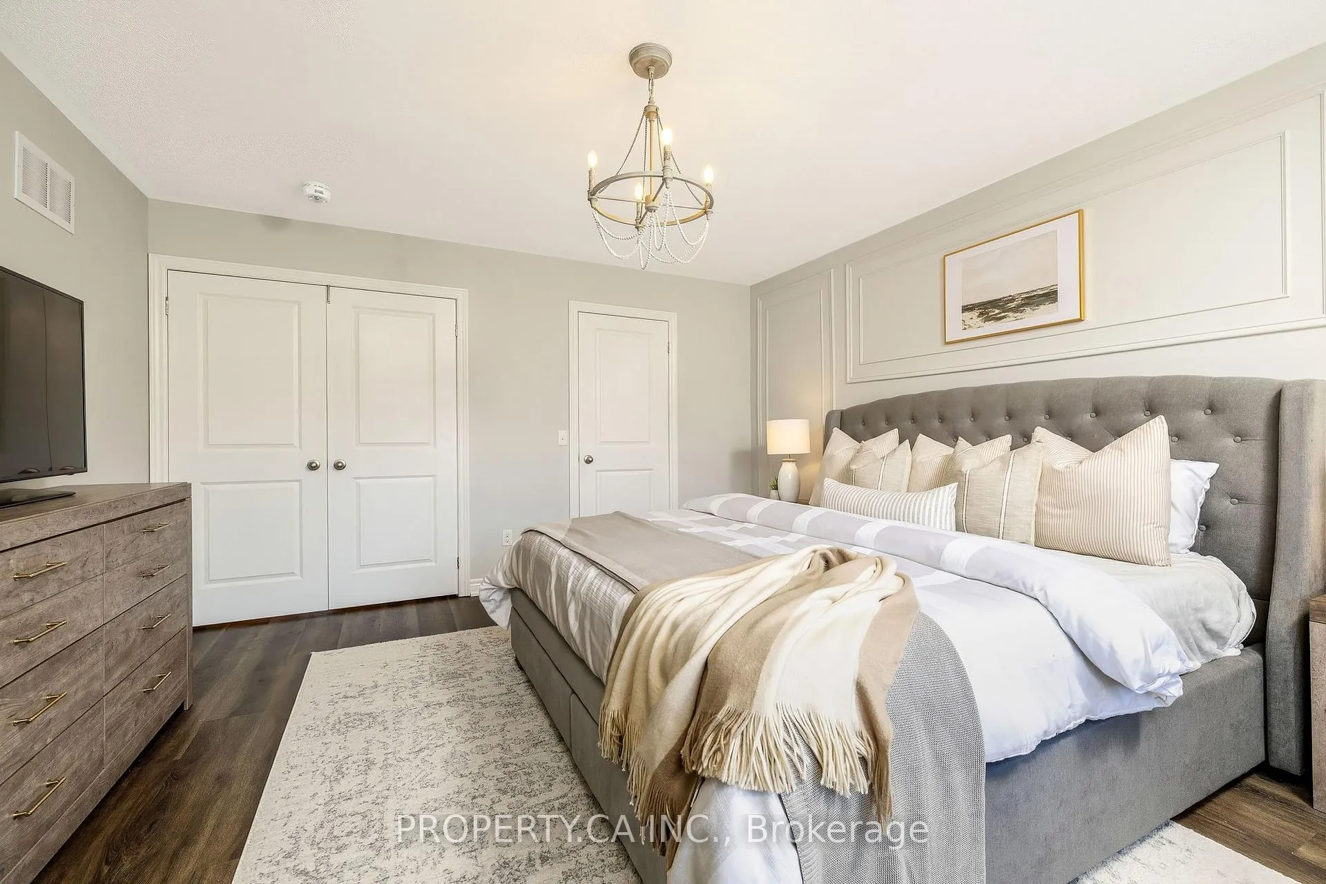 Photo 21 of 27 Macbean Crescent, Hamilton, Waterdown — HOMEH