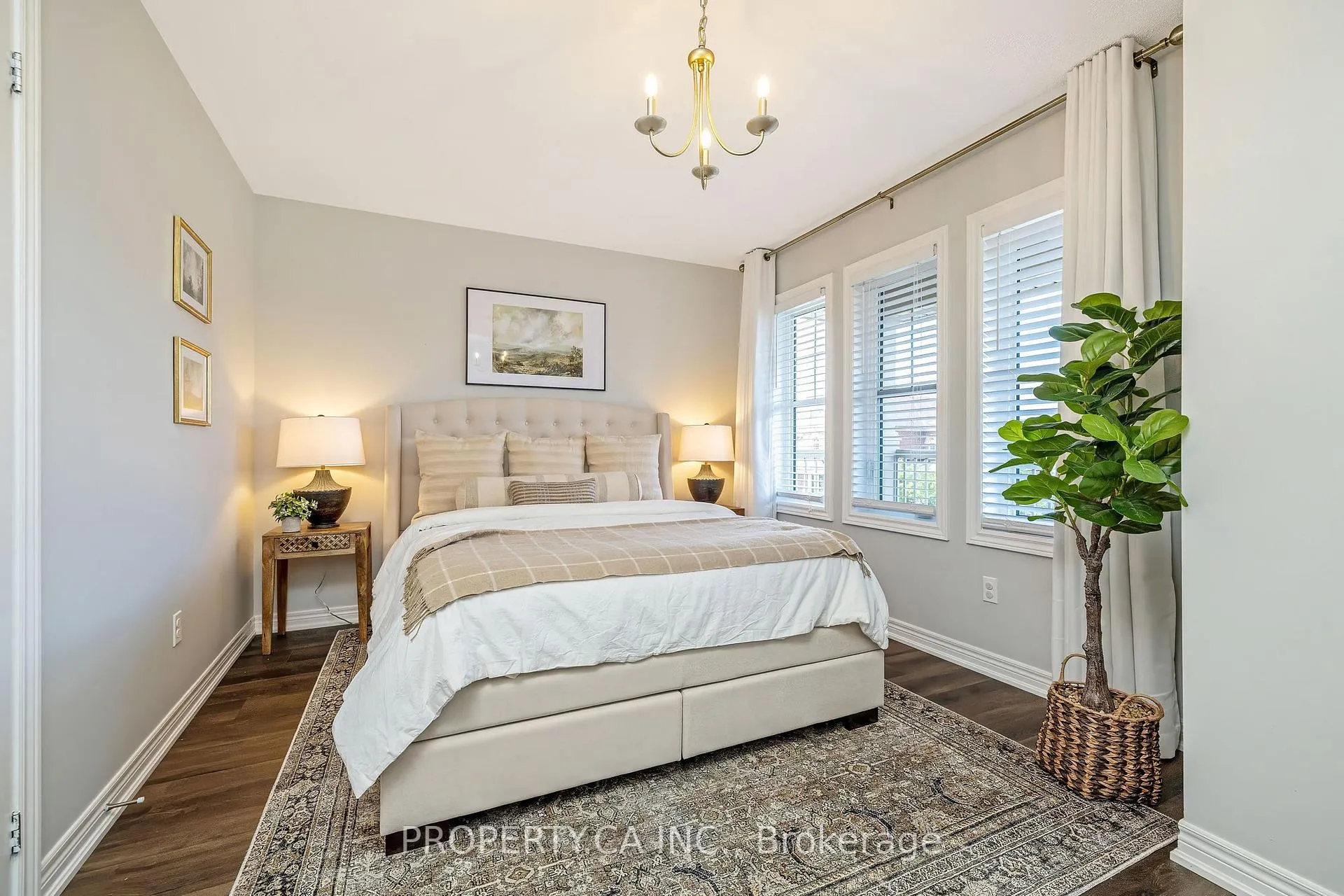 Photo 26 of 27 Macbean Crescent, Hamilton, Waterdown — HOMEH
