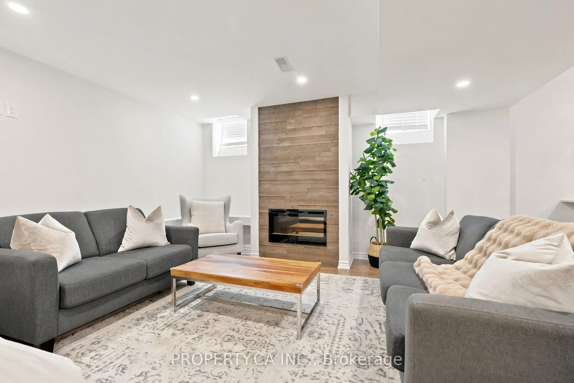 Photo 32 of 27 Macbean Crescent, Hamilton, Waterdown — HOMEH