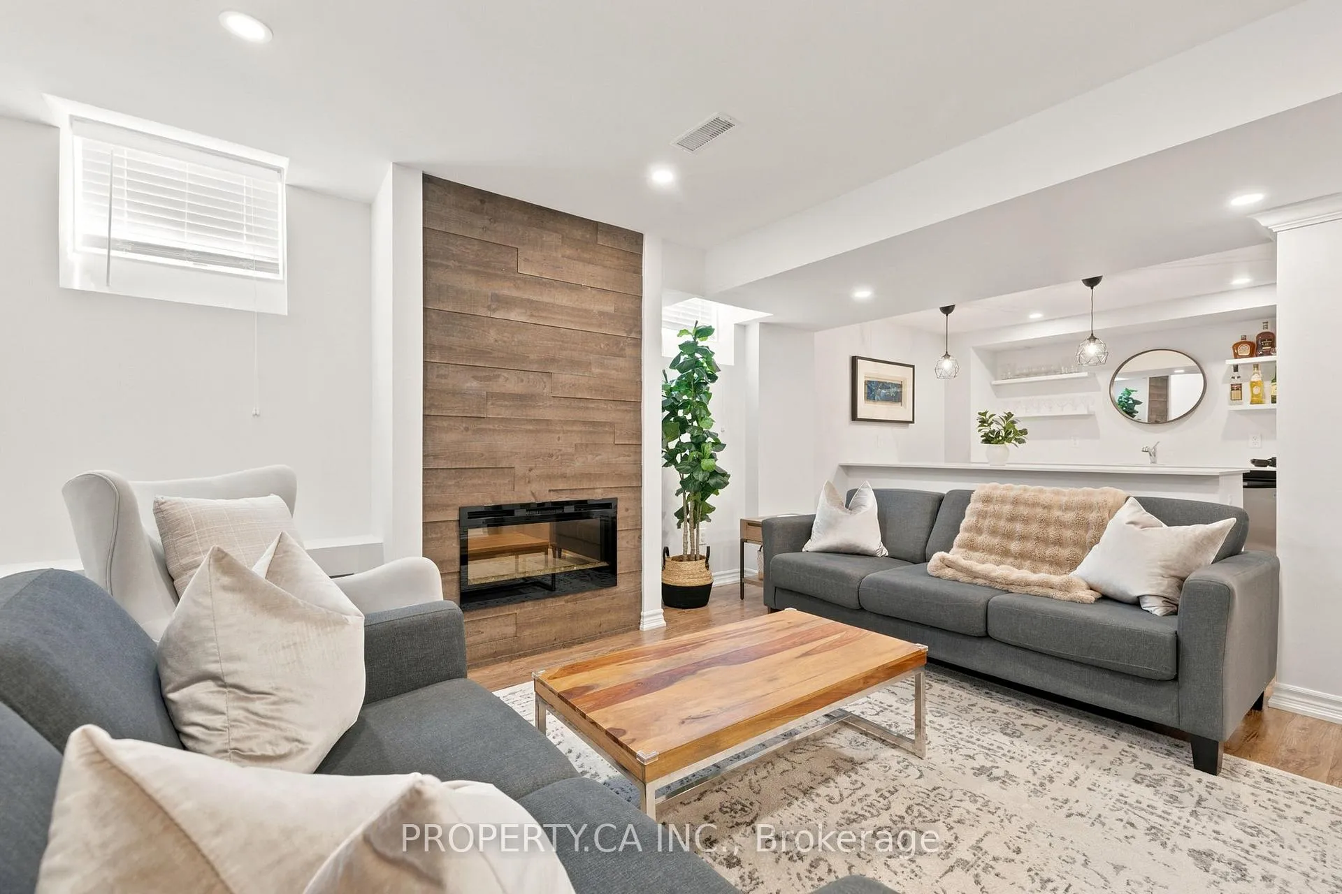 Photo 33 of 27 Macbean Crescent, Hamilton, Waterdown — HOMEH