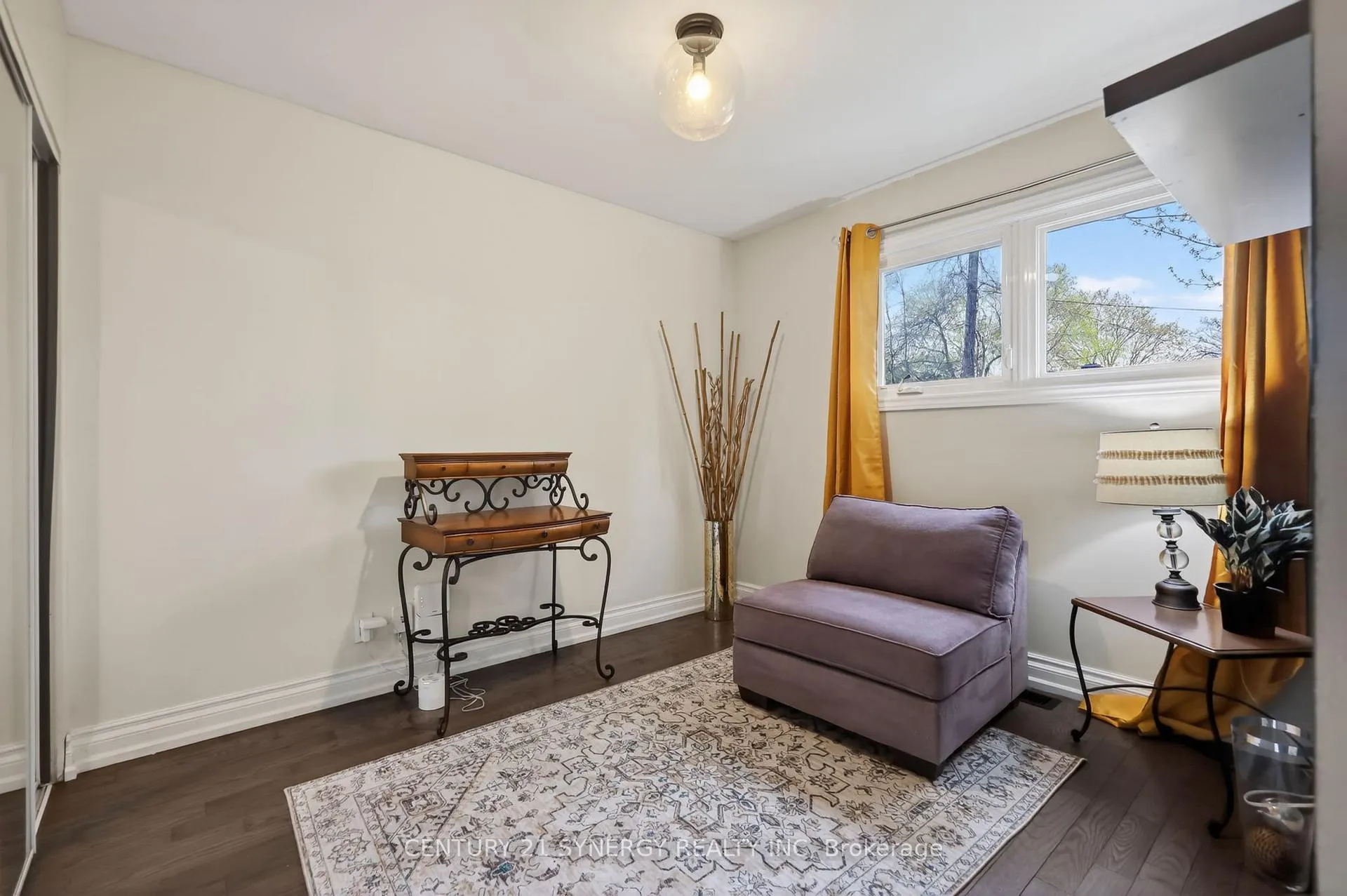 Photo 20 of 2358 Joliffe Street, Ottawa, Hawthorne Meadows — HOMEH