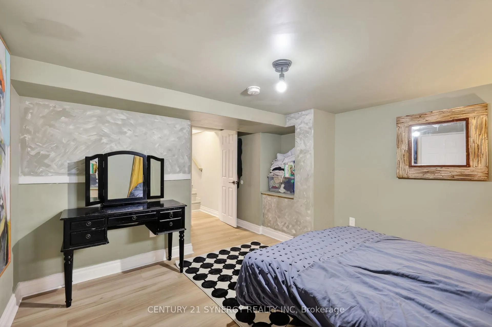 Photo 29 of 2358 Joliffe Street, Ottawa, Hawthorne Meadows — HOMEH
