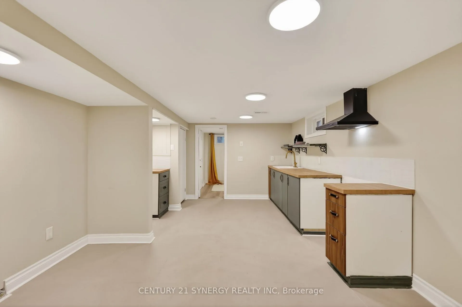 Photo 31 of 2358 Joliffe Street, Ottawa, Hawthorne Meadows — HOMEH