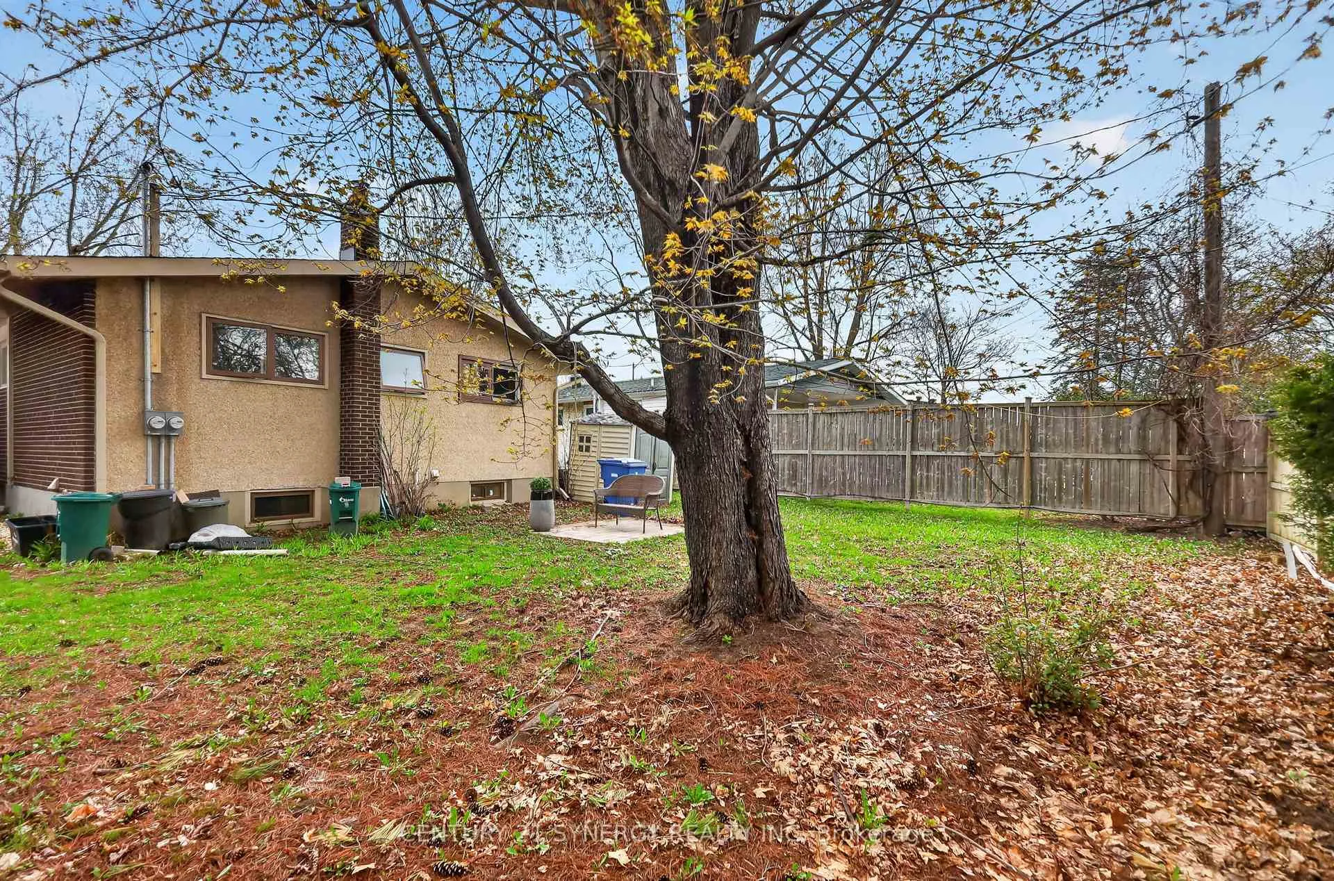 Photo 43 of 2358 Joliffe Street, Ottawa, Hawthorne Meadows — HOMEH