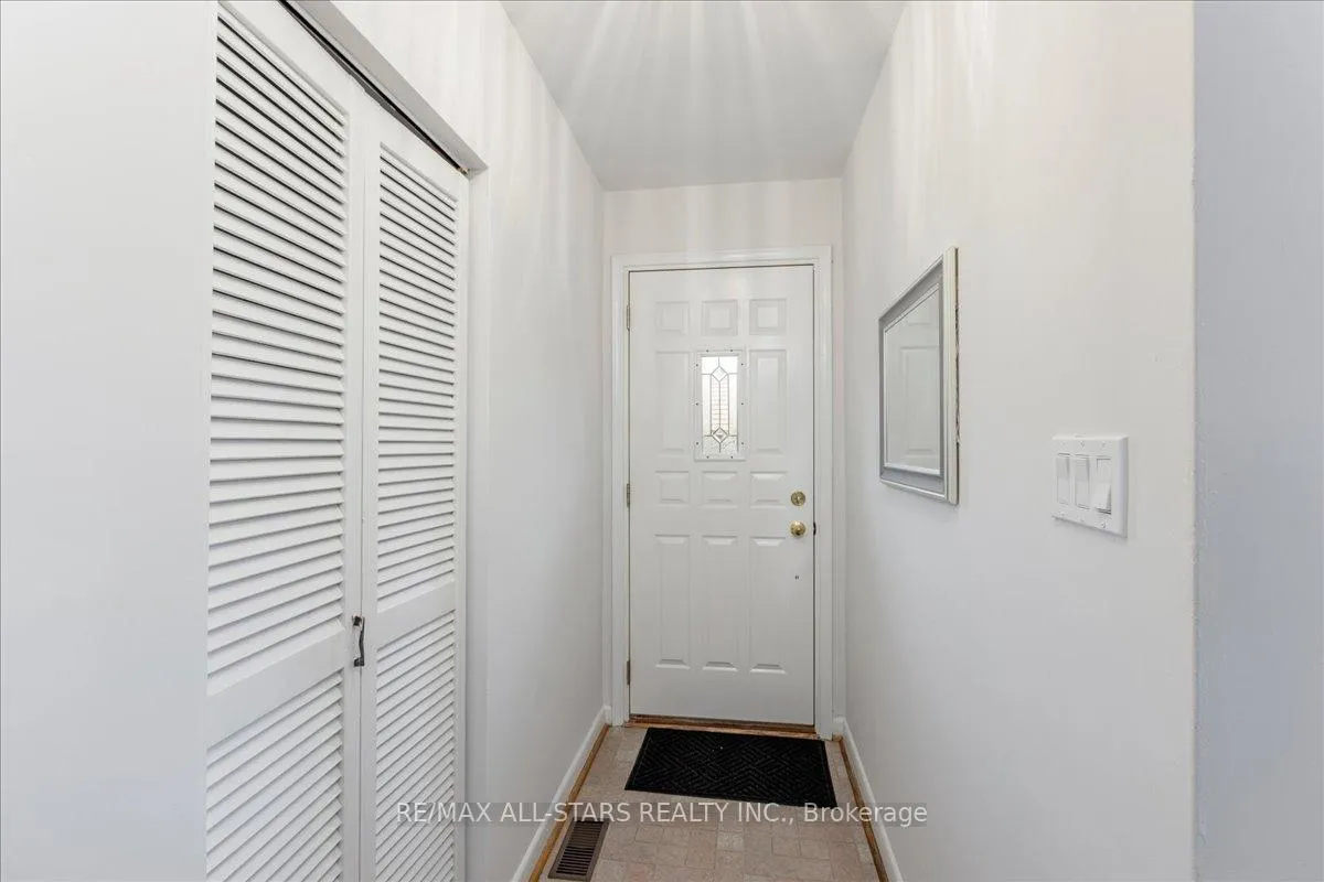 Photo 7 of 55 Sancrest Drive, Scarborough, Bendale — HOMEH