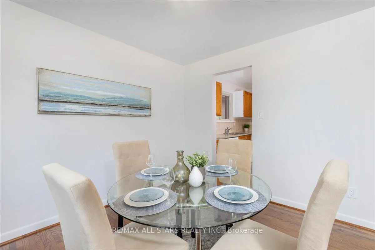 Photo 9 of 55 Sancrest Drive, Scarborough, Bendale — HOMEH