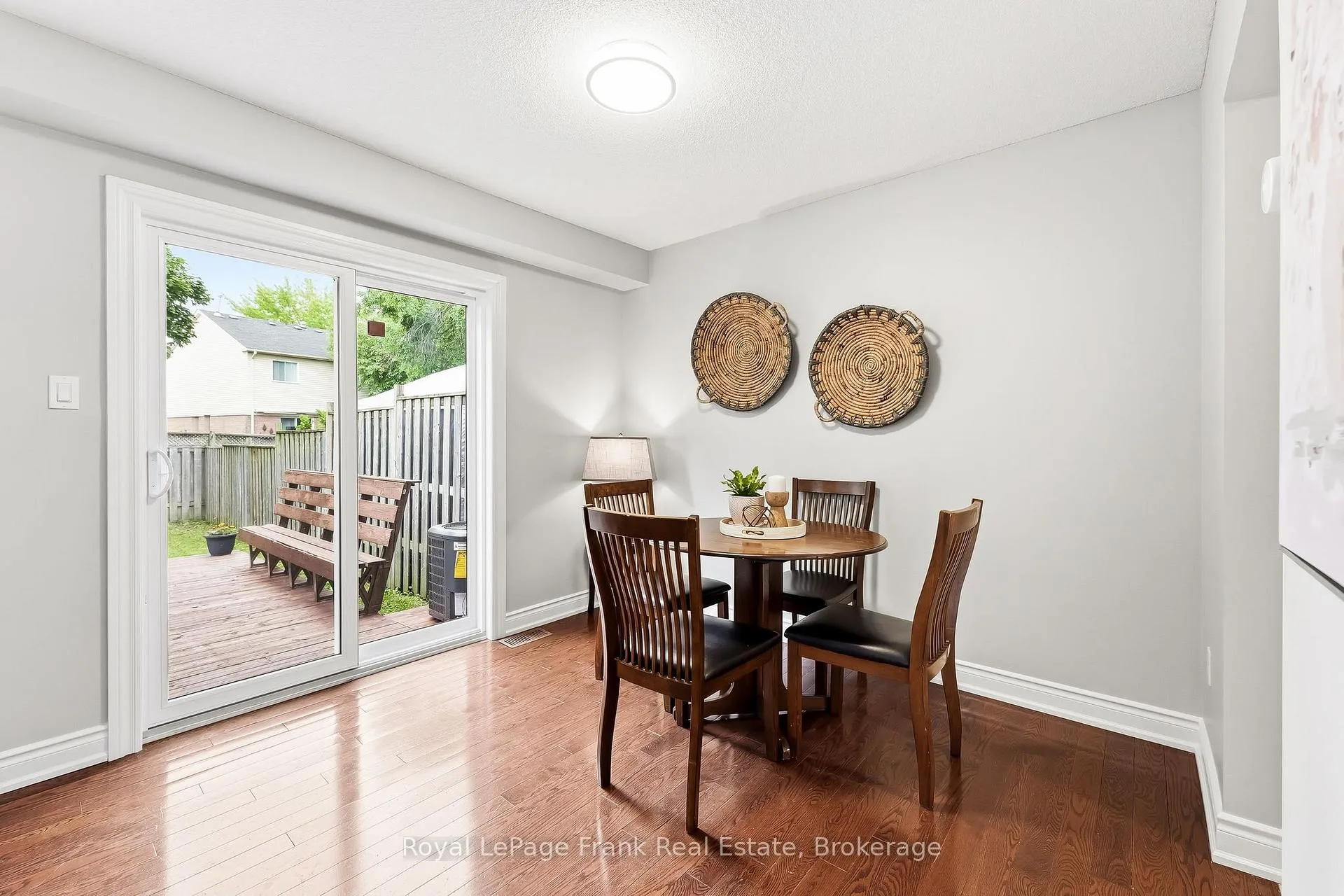Photo 9 of 41 Landerville Lane, Clarington, Bowmanville — HOMEH