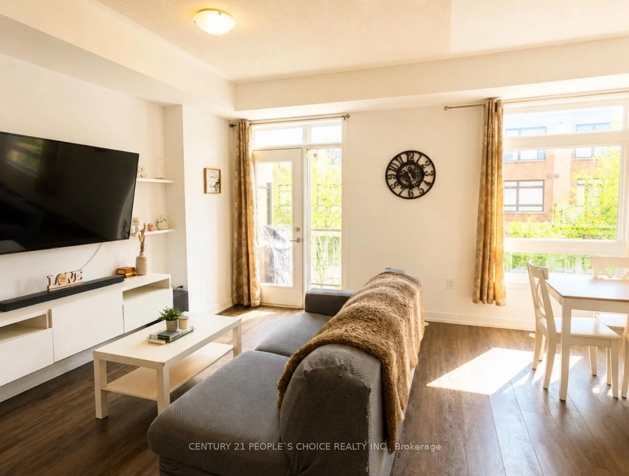 Photo 7 of 10 Tauton Street, Vaughan, Vaughan Grove — HOMEH