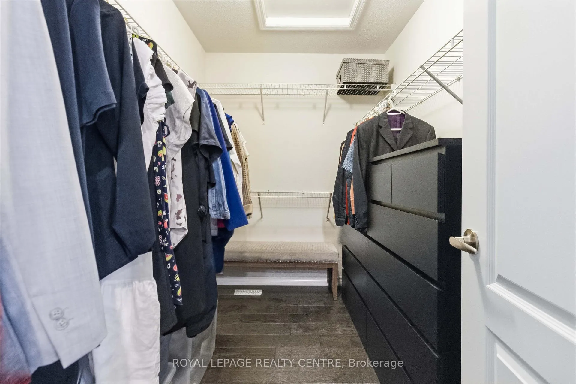 Photo 28 of 1590 Clitherow Drive, Milton, Ford — HOMEH