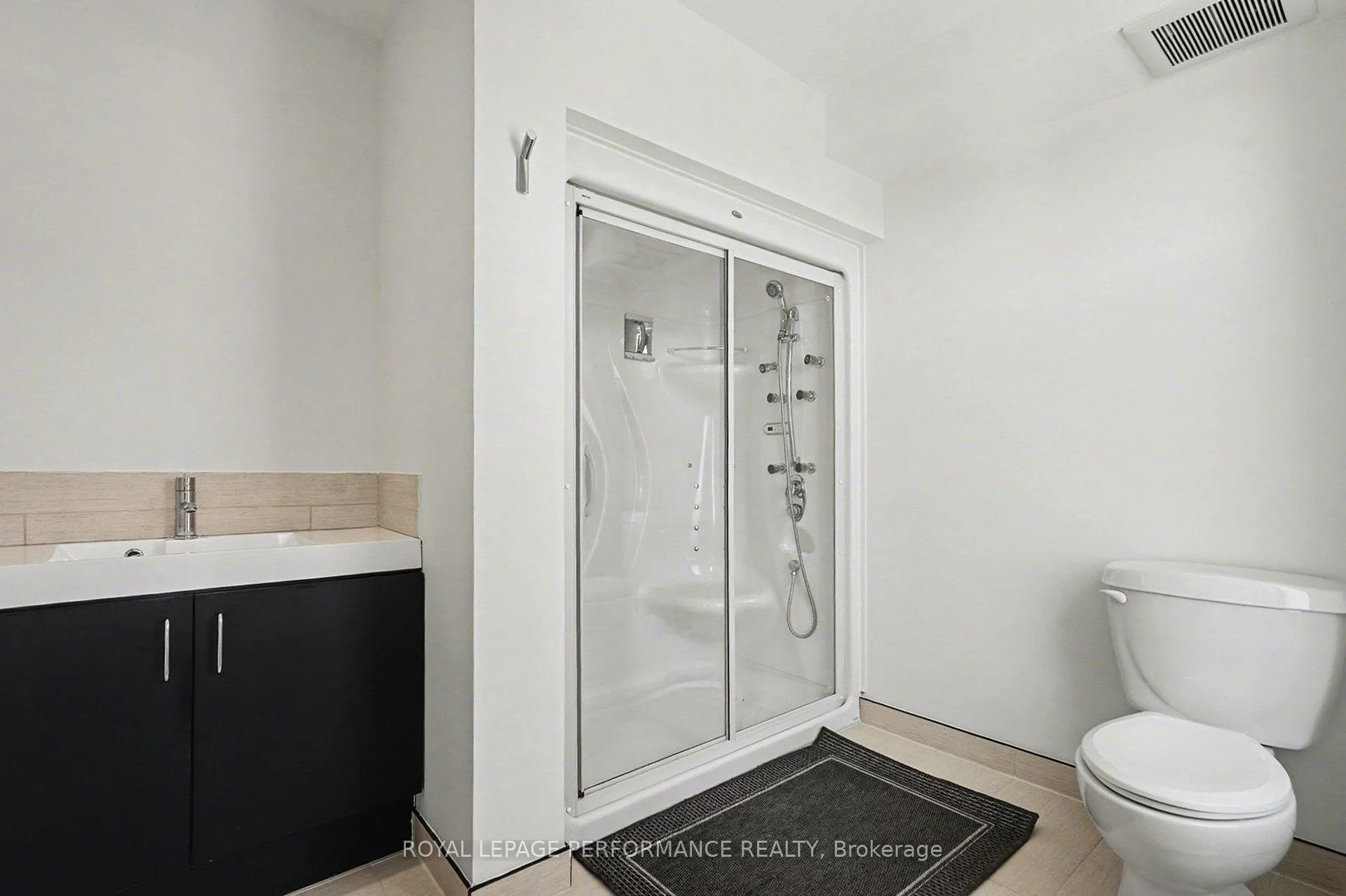 Photo 22 of 805 Kingsmere Avenue, Ottawa, McKellar Heights/Glabar Park — HOMEH