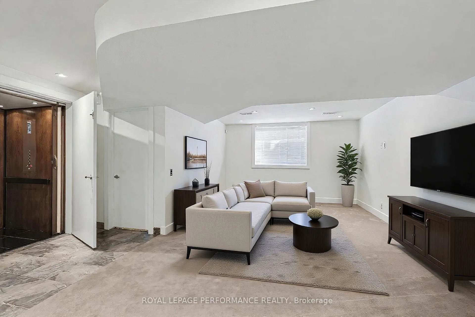 Photo 24 of 805 Kingsmere Avenue, Ottawa, McKellar Heights/Glabar Park — HOMEH